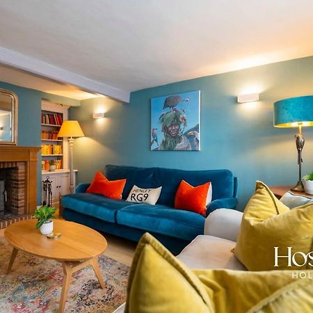 Spacious Luxury Cottage With Roof Terrace Close To The River Thames Хенли-на-Темзе Экстерьер фото