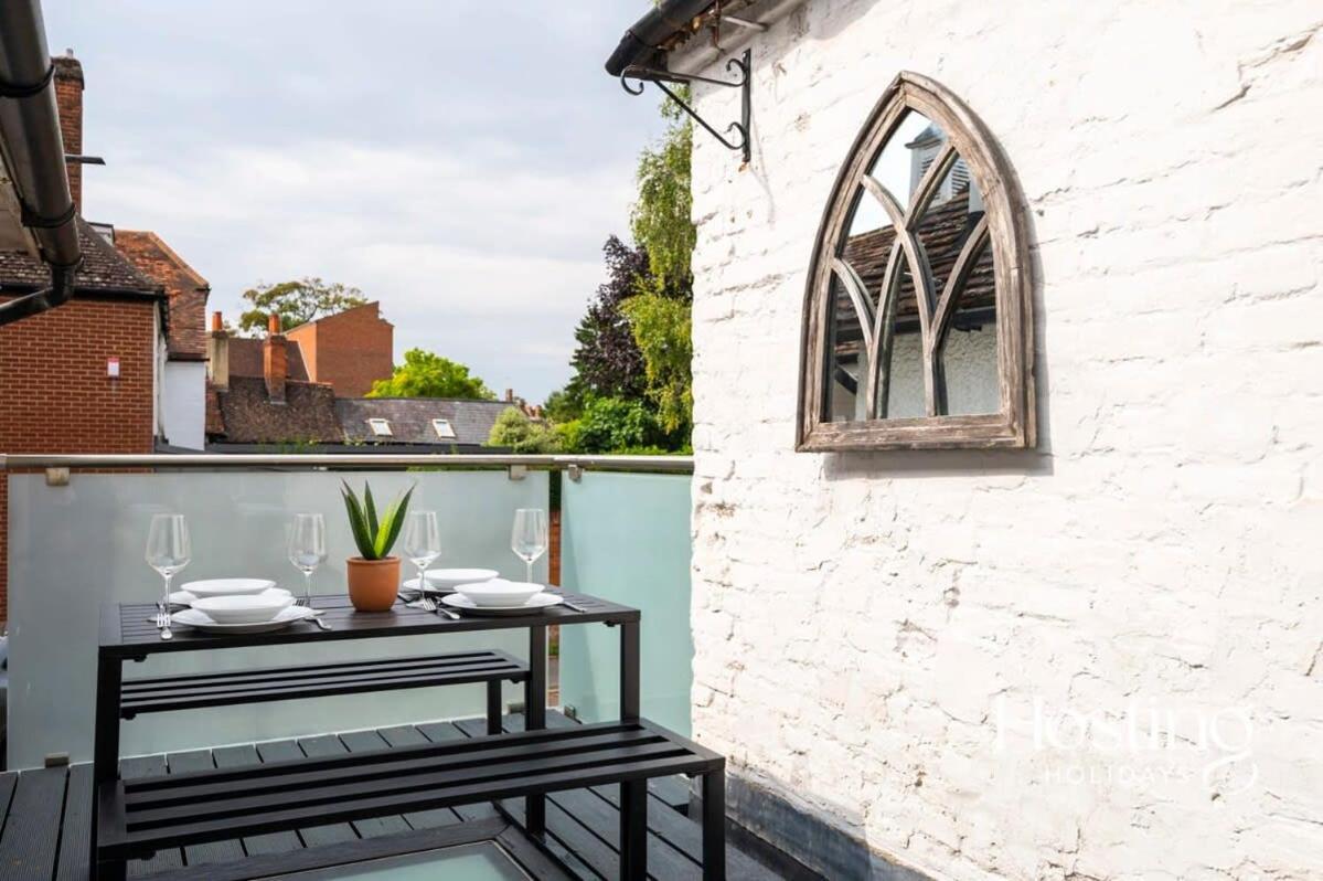 Spacious Luxury Cottage With Roof Terrace Close To The River Thames Хенли-на-Темзе Экстерьер фото